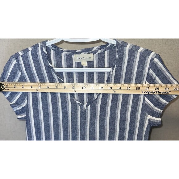 Cloth & Stone Blue Size XS Striped V-Neck Short Sleeve Dress - Picture 2 of 4